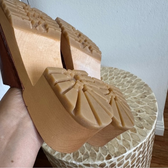 Swedish Hasbeens Brown Leather Women's Clogs  Sandals size 40 - Picture 8 of 9